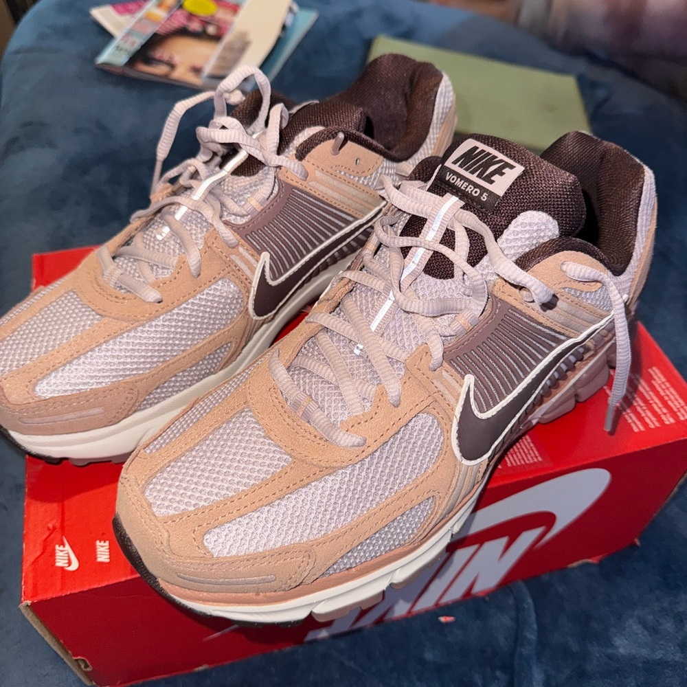 Nike Vomero 5 Sneakers in Tan and Gray